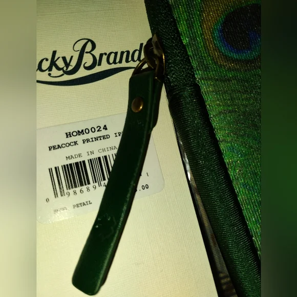 Lucky Brand Tablet Sleeve - Picture 5 of 8